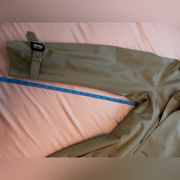 Mid-Length Burberry Brit Trench Coat Size 12 with zippered lining - Picture 16 of 16